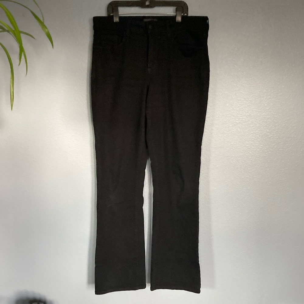 NYDJ Barbara Bootcut Jeans In Petite/short. Black. Size 8. With lift and tuck . - Picture 3 of 9